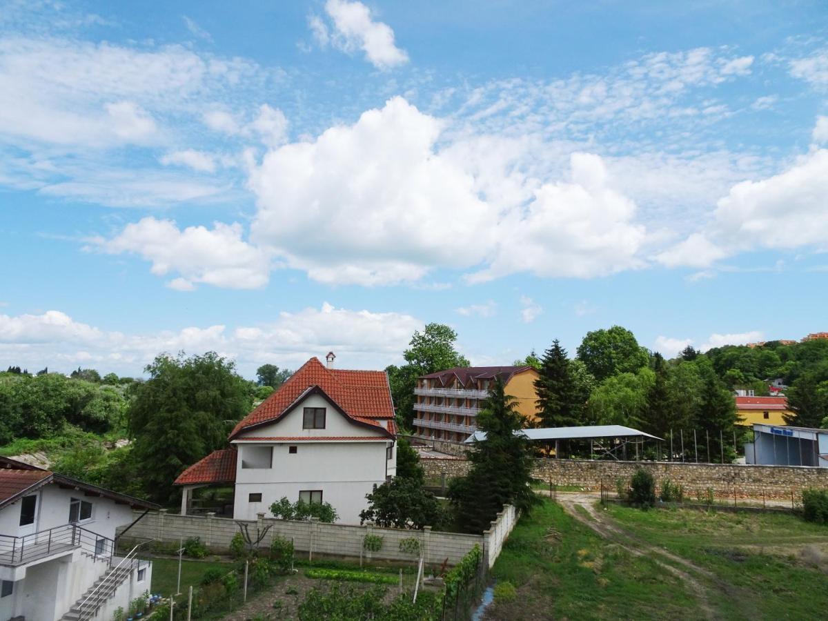 Hotel Niko คราเนโว ภายนอก รูปภาพ