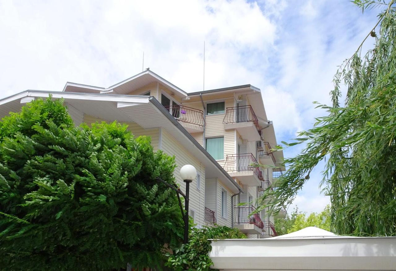 Hotel Niko คราเนโว ภายนอก รูปภาพ