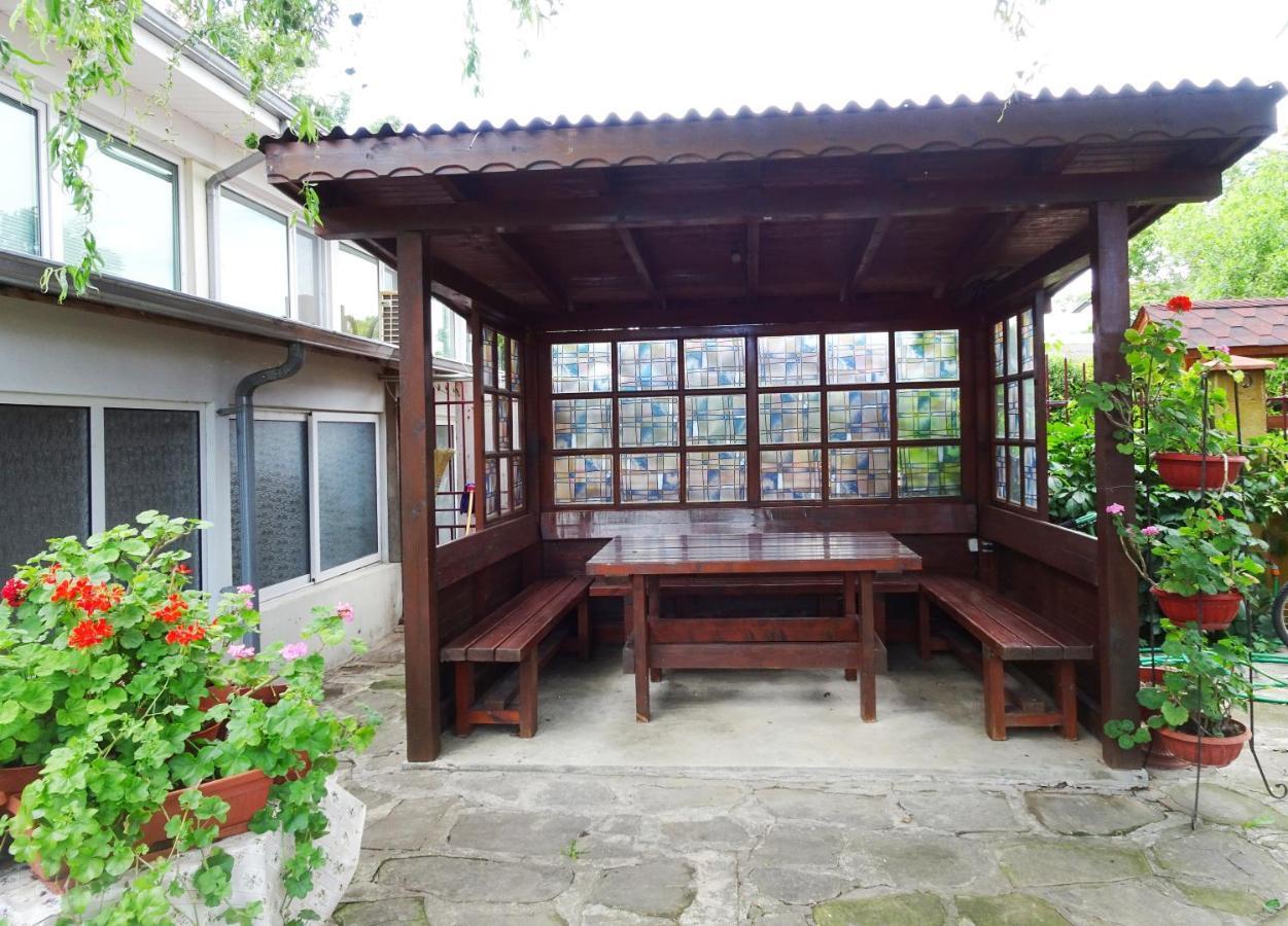 Hotel Niko คราเนโว ภายนอก รูปภาพ